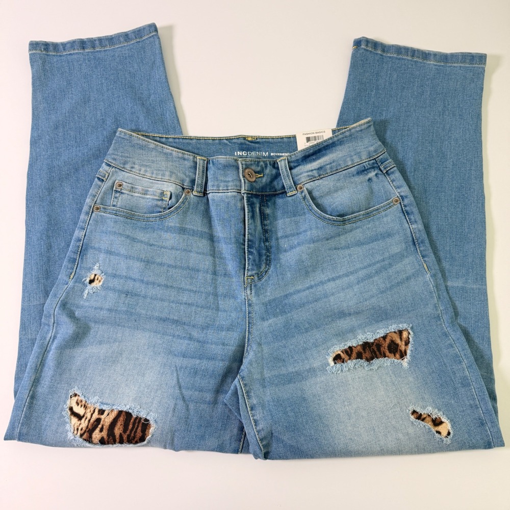 INC International Concepts Boyfriend Jeans Light Wash Leopard Distressed 8/29